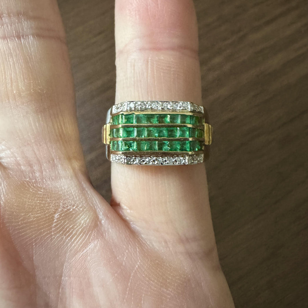 14k Yellow Gold Emerald and Diamond 6.5g Ring Size 7