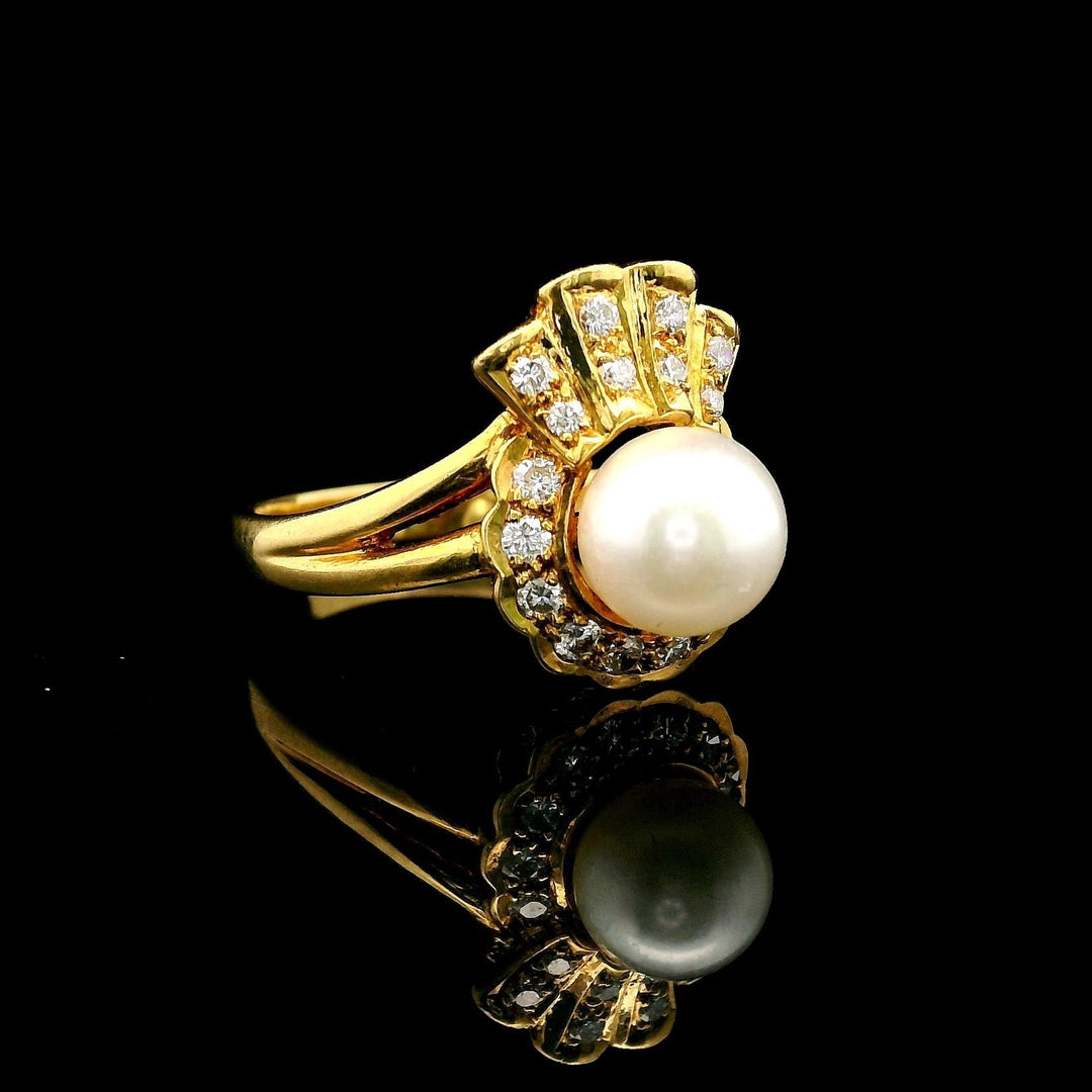 18k Yellow Gold Pearl and Diamond Award Ribbon Ring Size 6