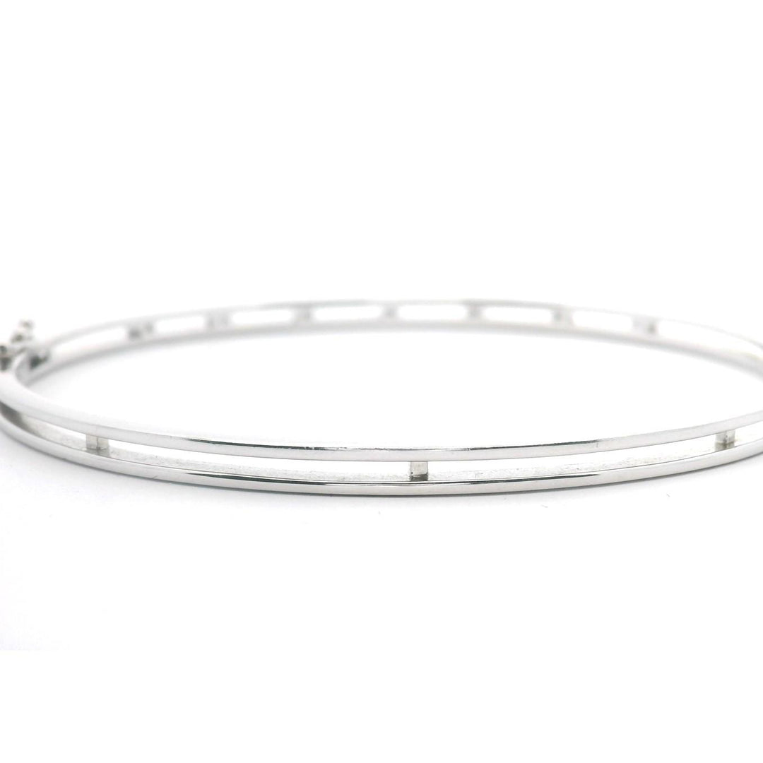 14k White Gold and Diamond Ladies Bangle Bracelet 7"