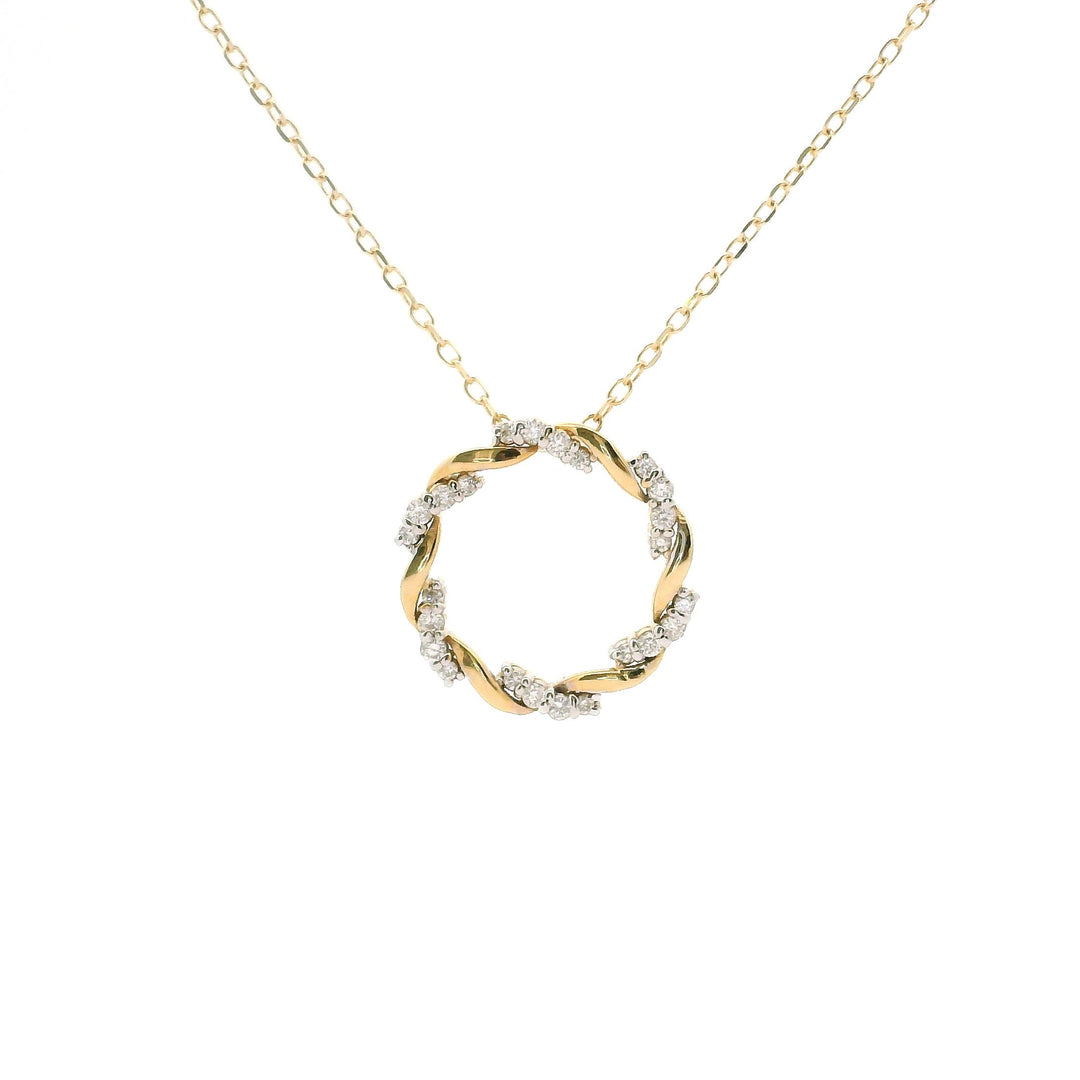 Brand New 14k Yellow Gold and Diamond Circle Pendant Necklace 18"