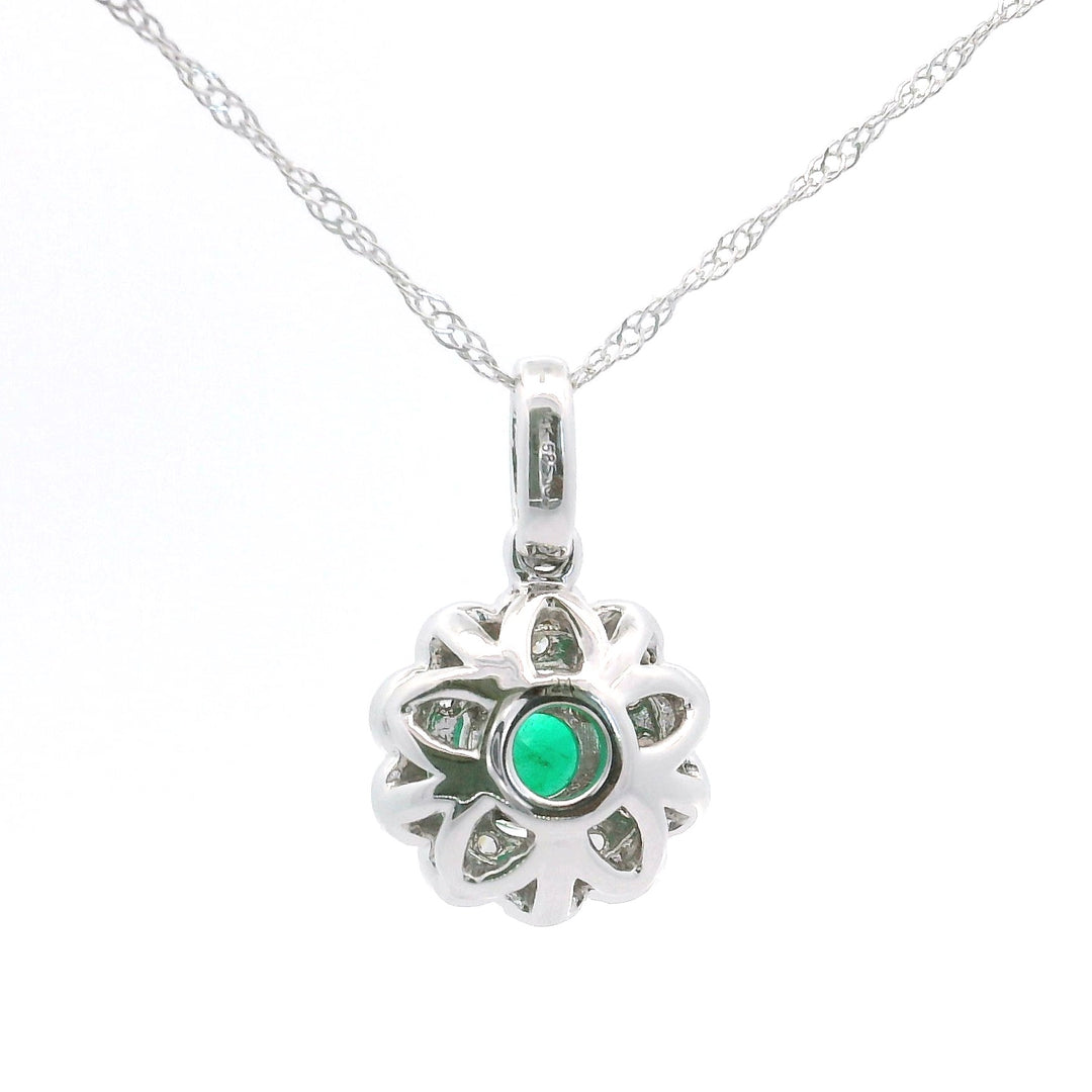 Brand New 14k White Gold Emerald and Diamond Halo Pendant Necklace 18"