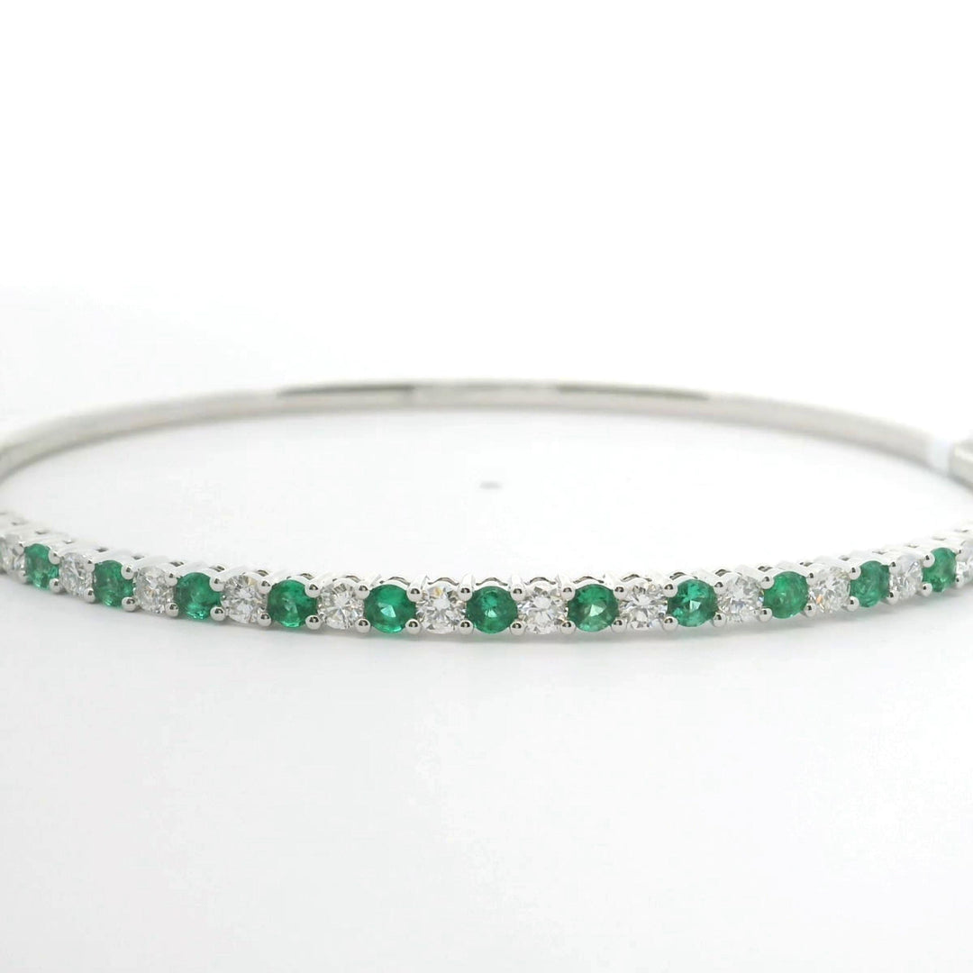 Brand New 14k White Gold Emerald and Diamond Bangle Bracelet 6.5"