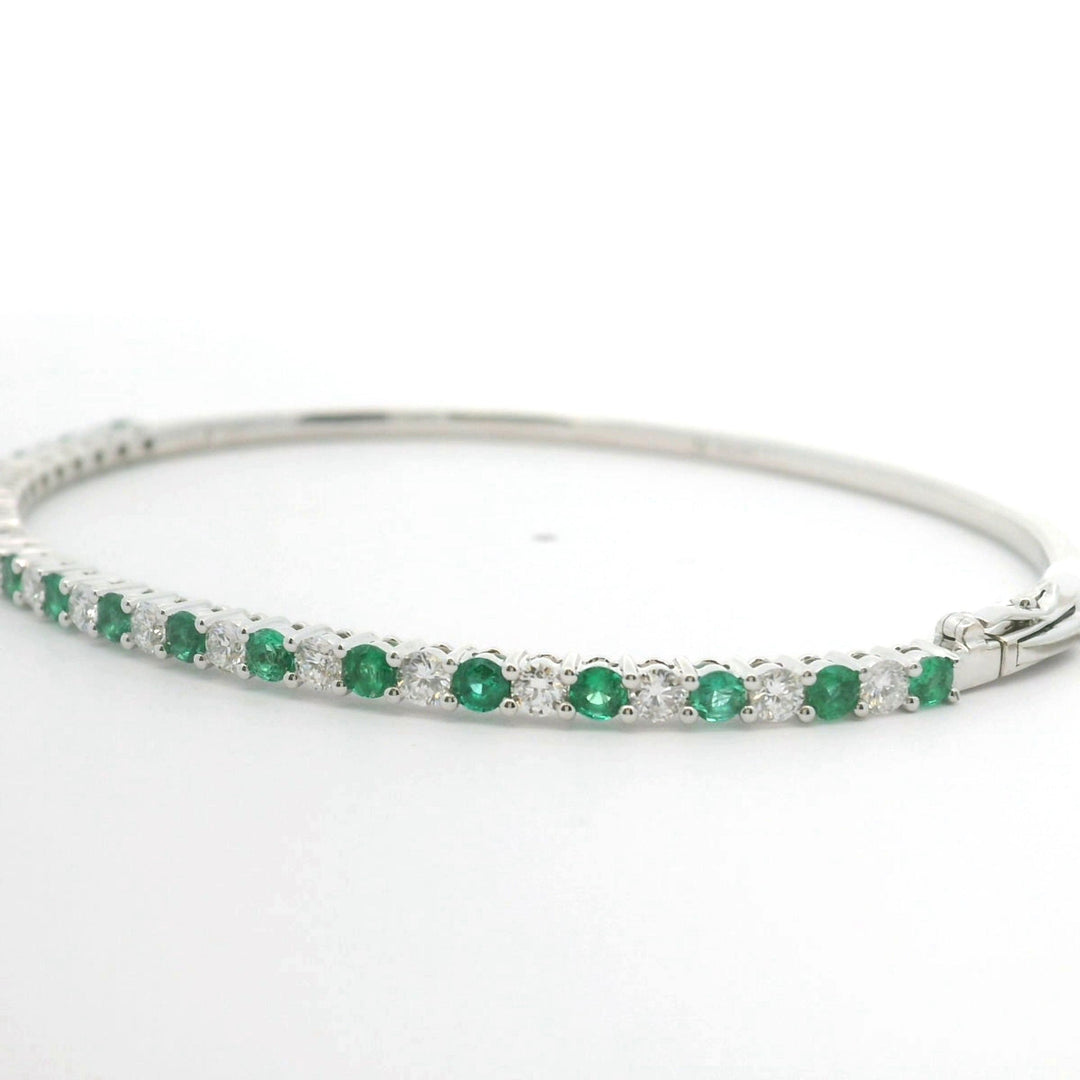 Brand New 14k White Gold Emerald and Diamond Bangle Bracelet 6.5"