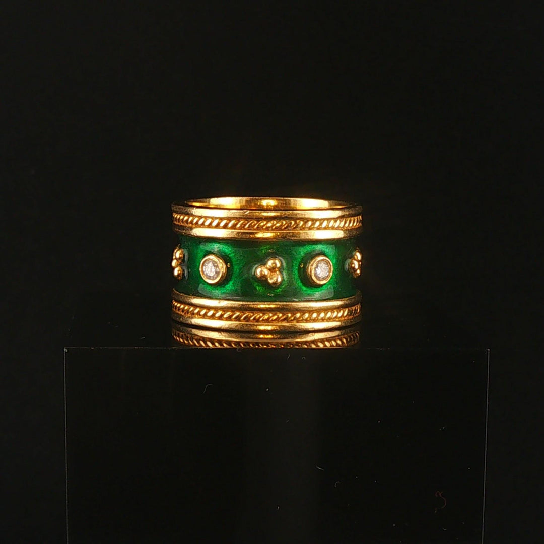 18k Yellow Gold Green Enamel and Diamond Vintage Solid Band Ring Size 6.5