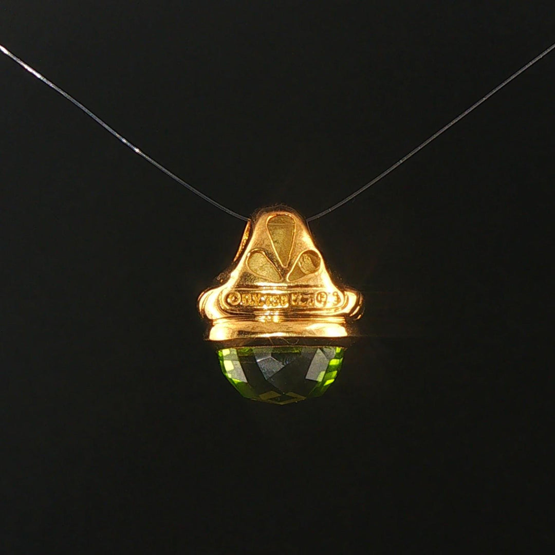 David Yurman 18k Yellow Gold and Peridot Pendant