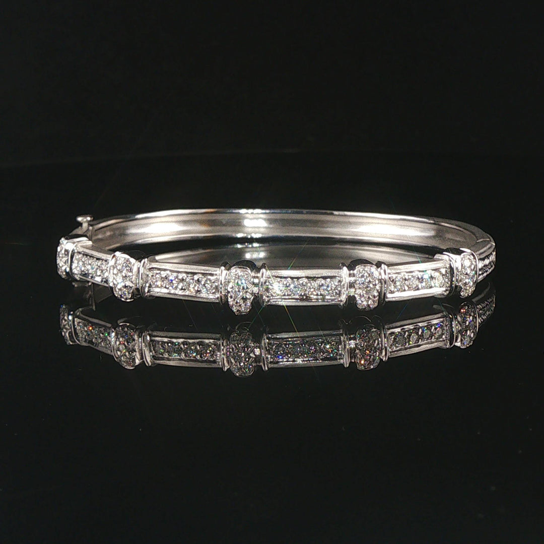 18k White Gold and 0.70cttw Diamond Solid 20g Bangle Bracelet 6.5"