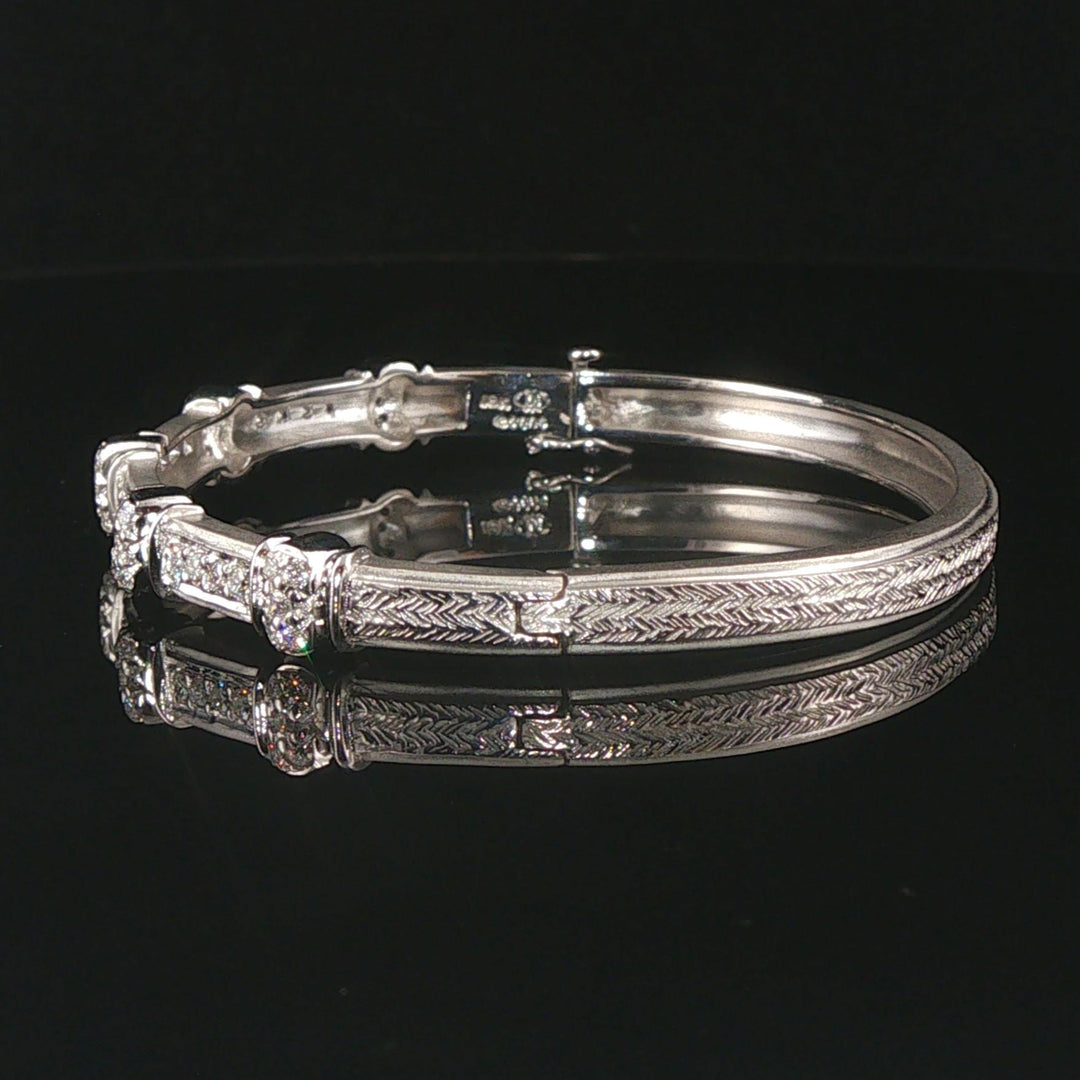 18k White Gold and 0.70cttw Diamond Solid 20g Bangle Bracelet 6.5"