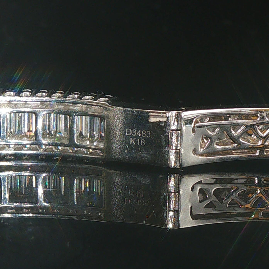 18k White Gold and 3.48ttw Diamond Heavy 23.7g Bangle Bracelet 7.25"