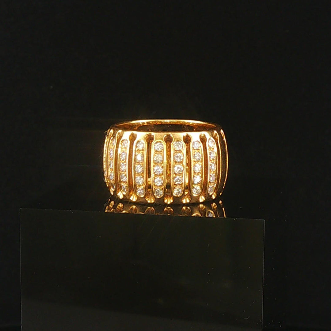 18k Yellow Gold and 0.60cttw Diamond Vintage Heavy Band Ring Italy Size 6.5