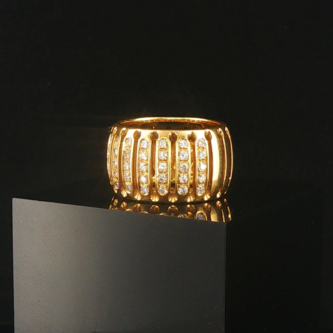 18k Yellow Gold and 0.60cttw Diamond Vintage Heavy Band Ring Italy Size 6.5