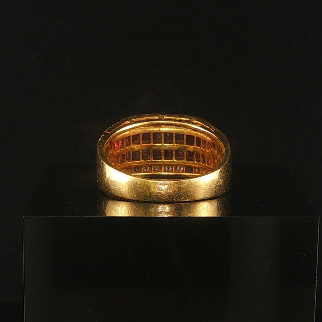 18k Yellow Gold Ruby and Diamonds Vintage Solid Band Ring Size 7.75