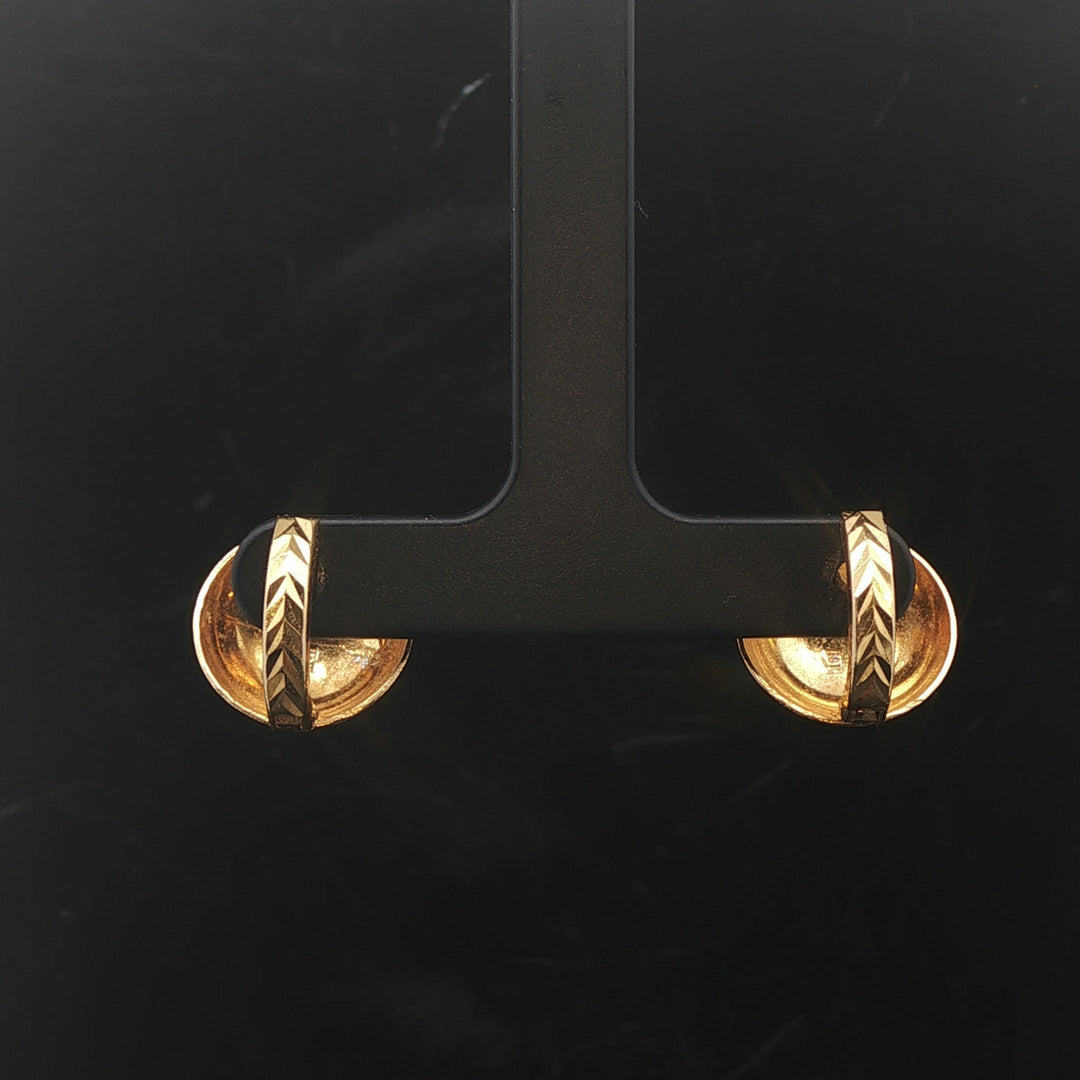 18k Yellow Gold 3.8g Vintage Diamond Cut Button Stud Earrings