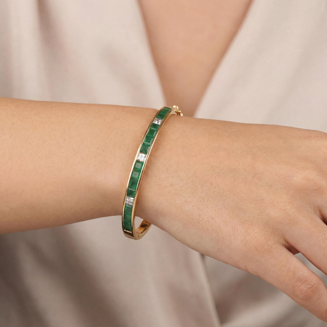 18k Yellow Gold Emerald and Diamond 18.3g Solid Bangle Bracelet 6.75"