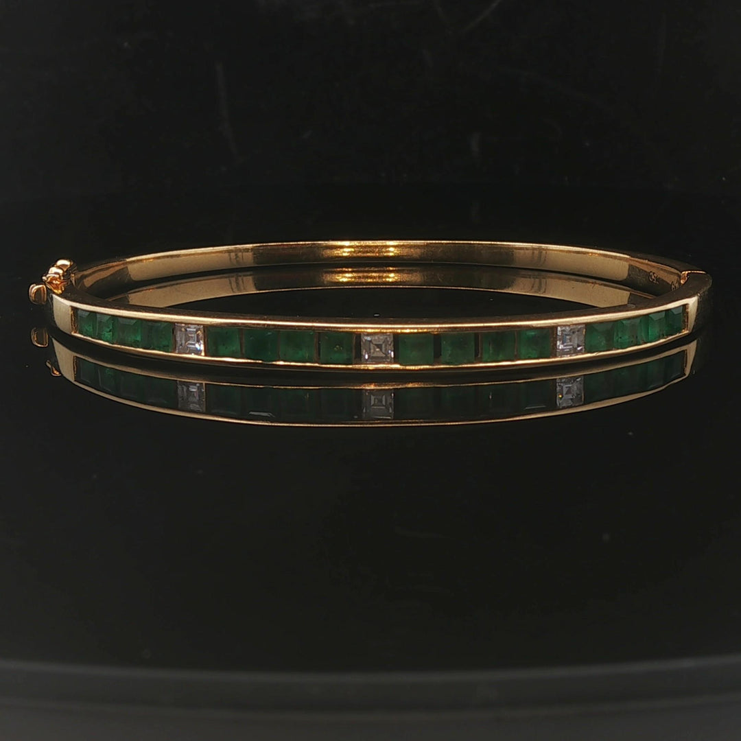 18k Yellow Gold Emerald and Diamond 18.3g Solid Bangle Bracelet 6.75"