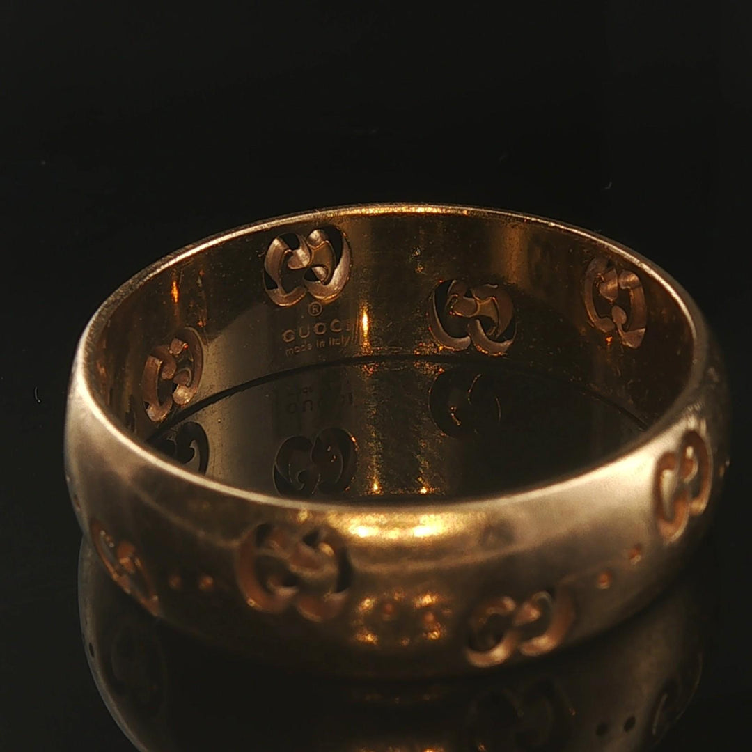 Gucci 18k Yellow Gold 5.5g Solid Logo Band Ring Italy Size 8.5