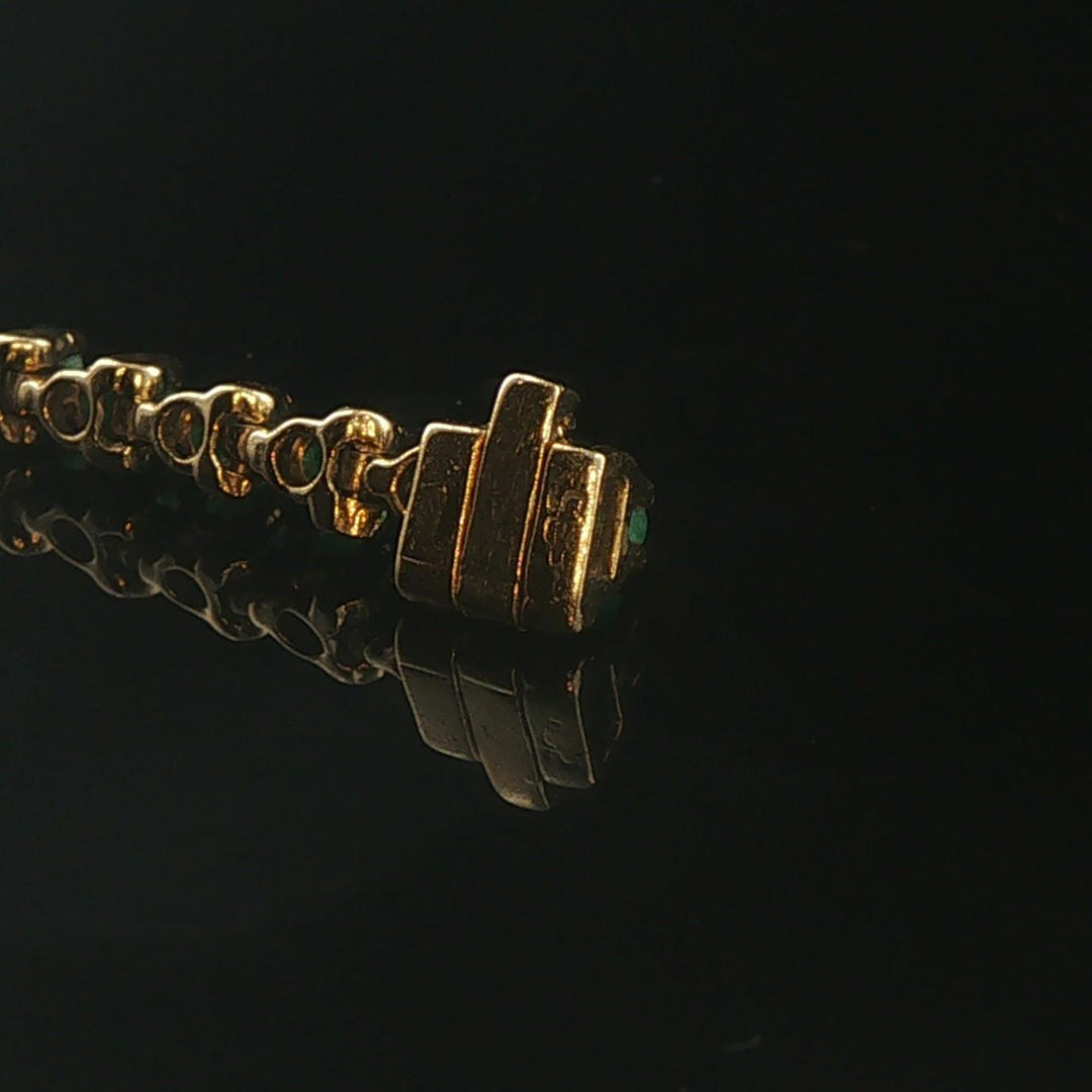 14k Yellow Gold and 1.44cttw Emerald Vintage Tennis Bracelet 6.75"