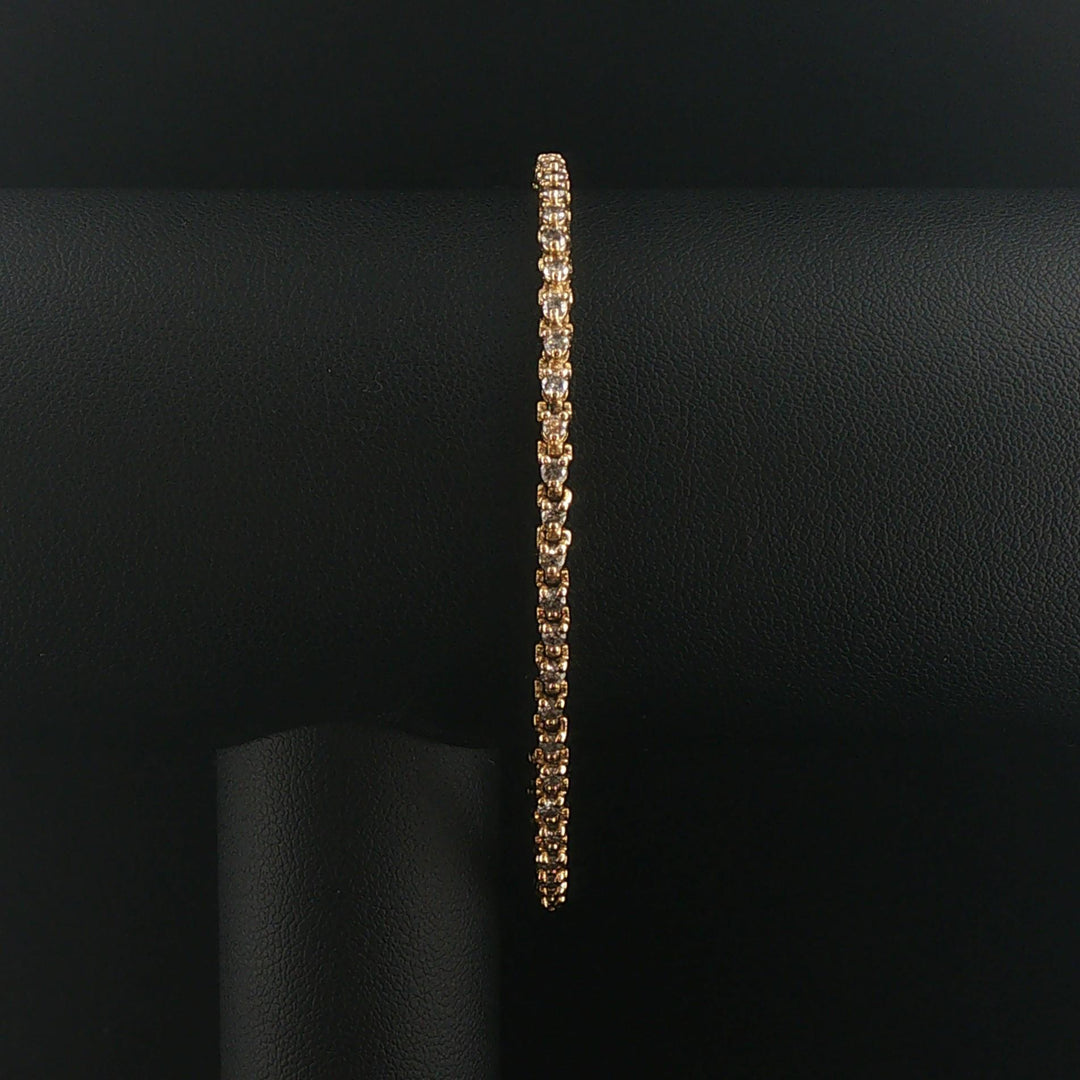 14k Yellow Gold and 1.62cttw Diamond Vintage Tennis Bracelet 7.25"