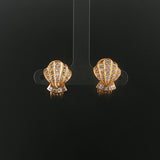 French 18k Yellow Gold and 0.80cttw VS Diamonds Vintage Shell Clip On Earrings