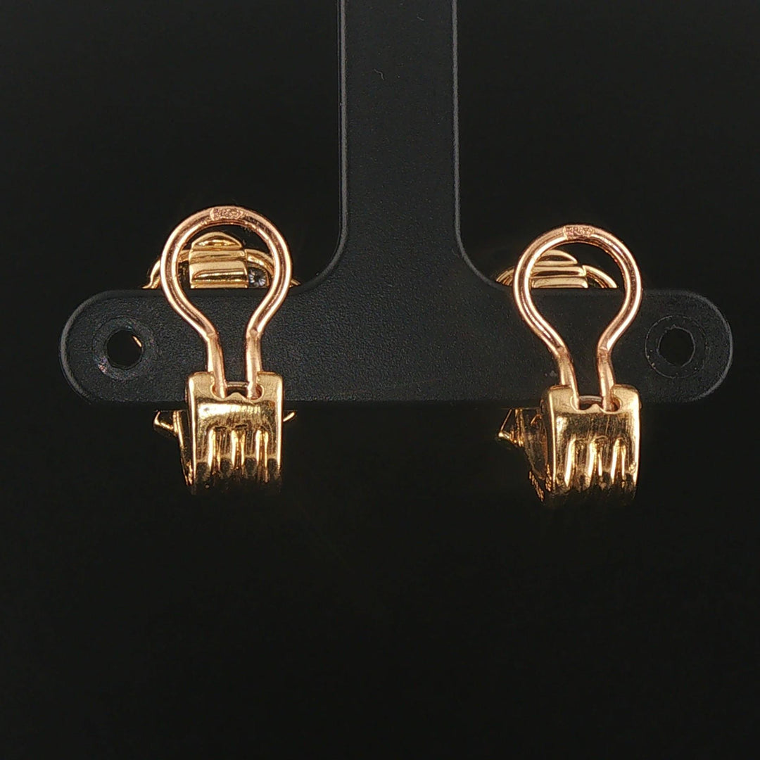French 18k Yellow Gold and 0.80cttw VS Diamonds Vintage Shell Clip On Earrings