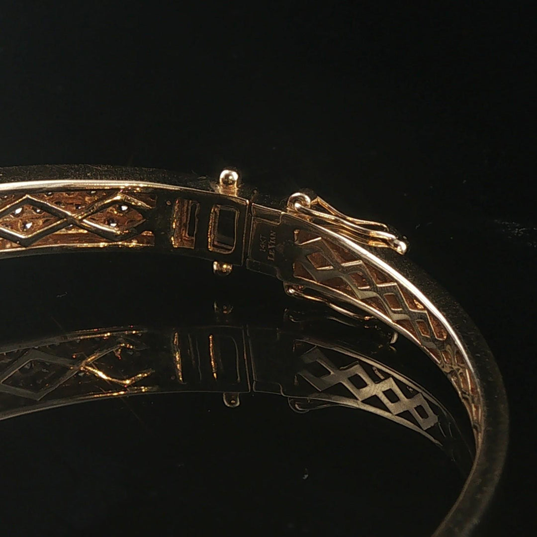 Levian 14k Yellow Gold 1.50cttw Diamond Buckle Bangle Bracelet 6.75"