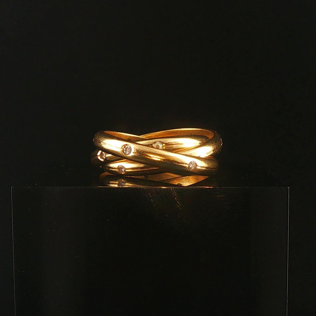 18k Yellow Gold and 0.20cttw Diamond Rolling Bands Ring Size 4.75