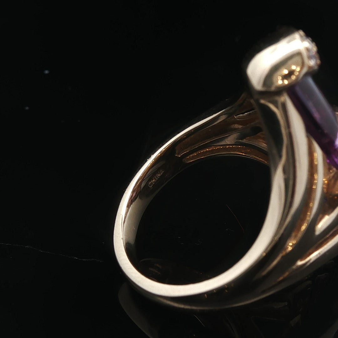 14k Yellow Gold Amethyst and Diamond Ladies Large Vintage Ring Size 6