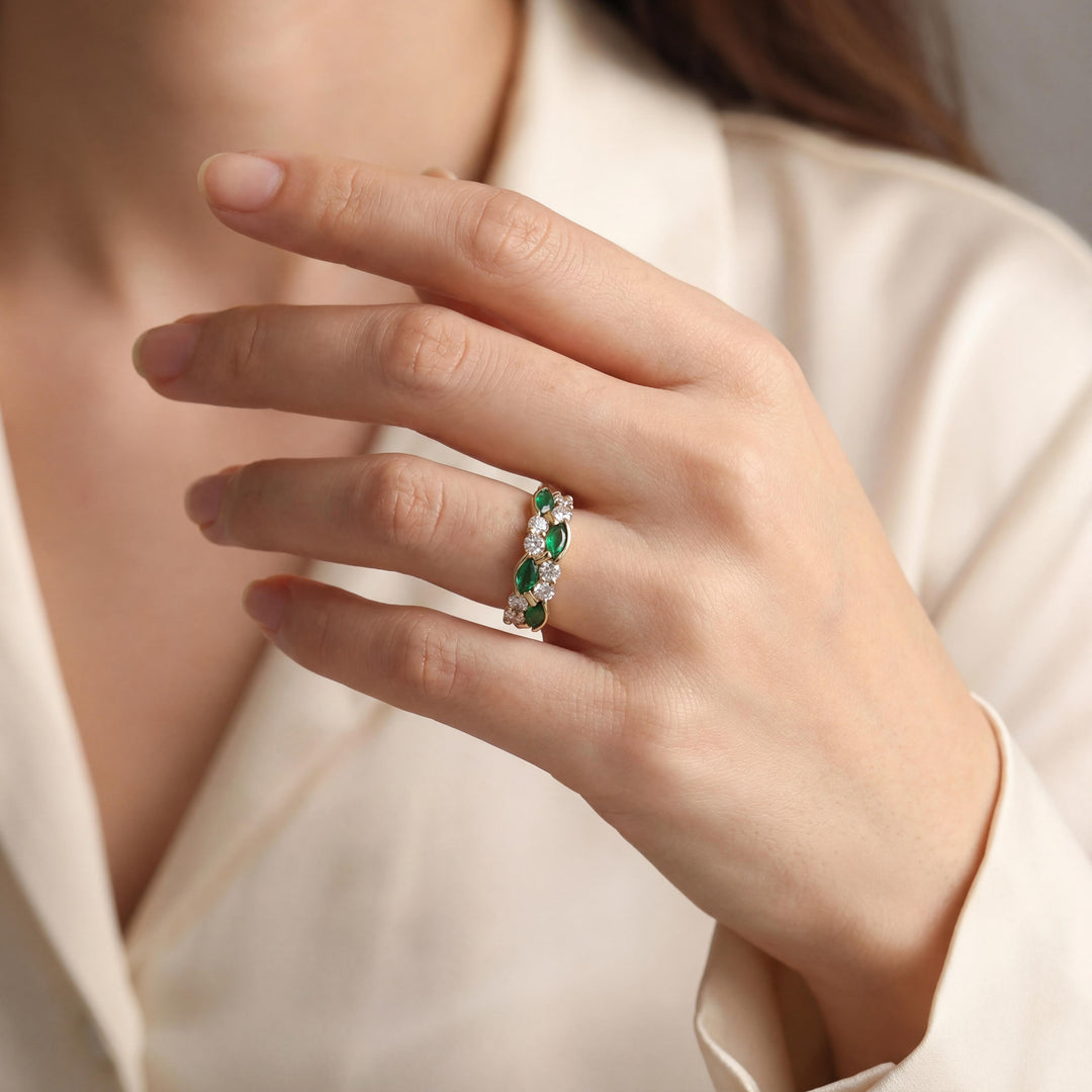 18k Yellow Gold Emerald and Diamond Band Ring Size 5