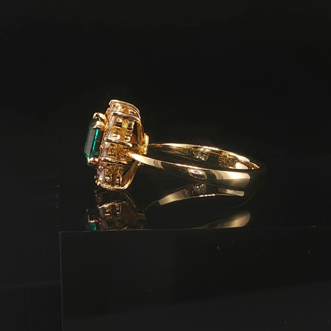 18k Yellow Gold 0.88ct Emerald and 0.62cttw Diamond Halo Ring Size 4.75