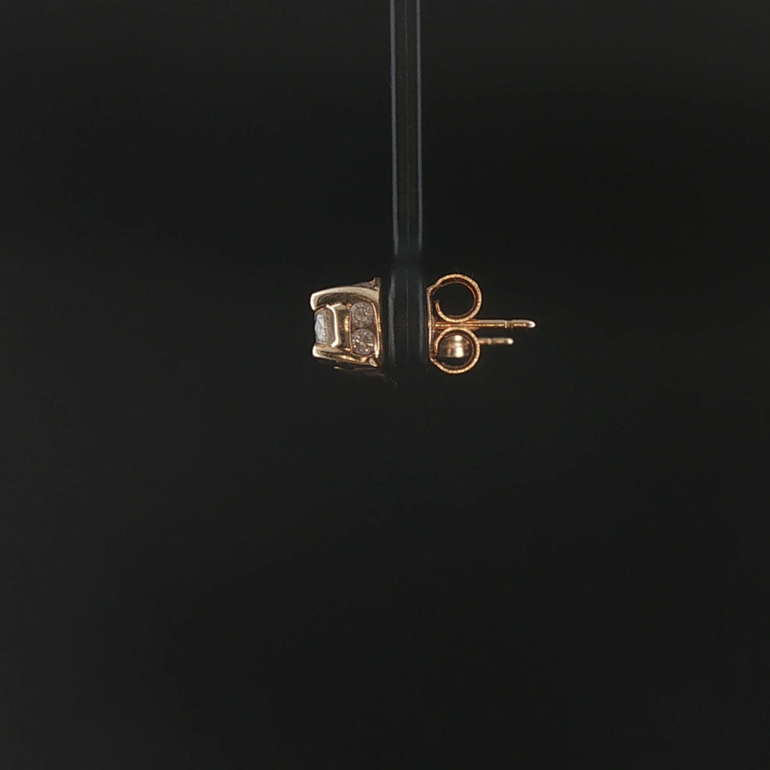 14k Yellow Gold and 0.75cttw Diamond Stud Earrings