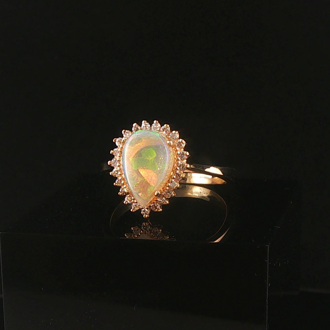 14k Yellow Gold Opal and 0.25cttw Diamond Ladies Halo Ring Size 9.5