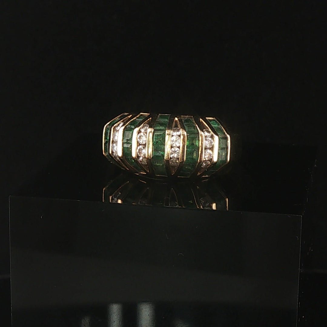 14k Yellow Gold Emerald and 0.26cttw Diamond Band Ring Size 6.5