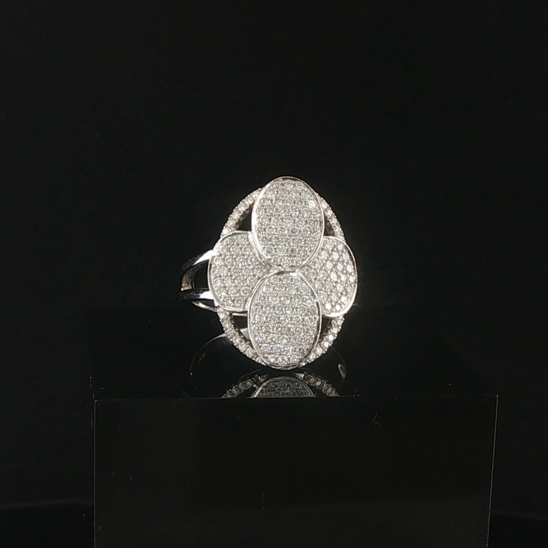 18k White Gold and 1.25cttw Pave Set Diamond Floral Ring Size 7