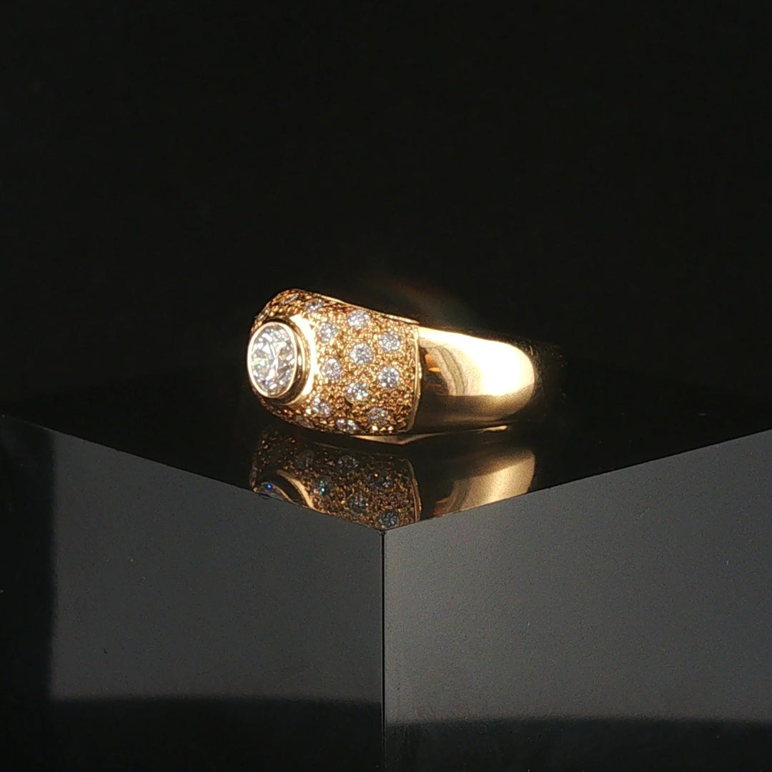 18k Yellow 0.35ct Bezel Set Center Diamond and 0.38cttw Diamod Ring Size 5.75