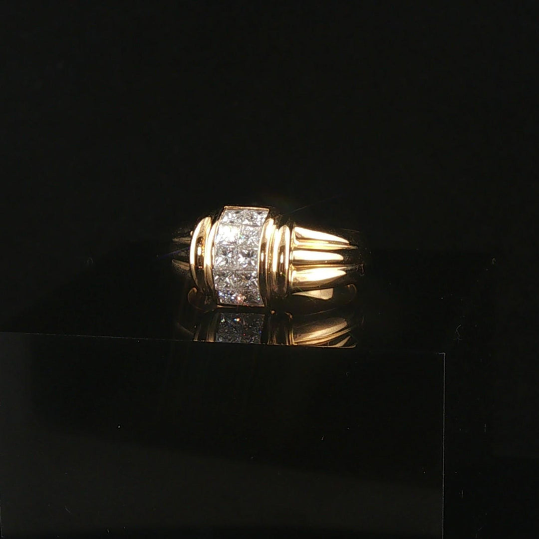 18k Yellow and 0.66cttw Princess Cut Diamond Ring Size 5.75