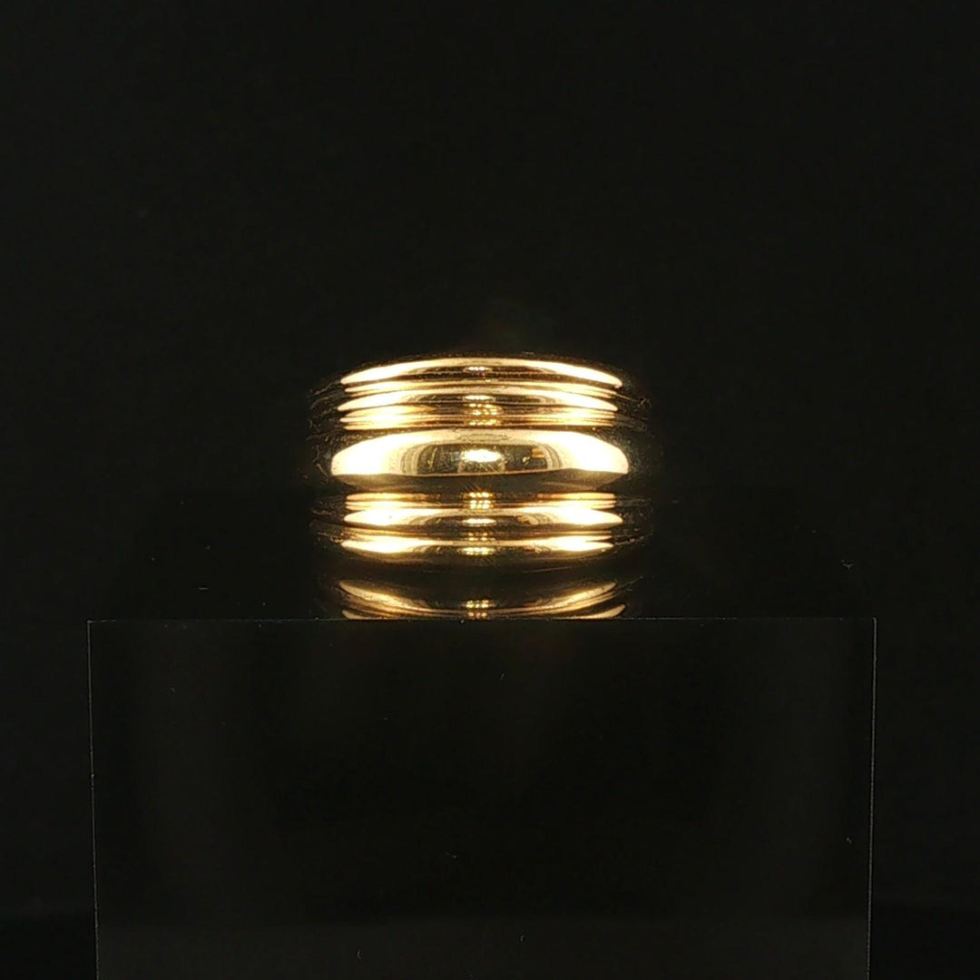 18k Yellow Gold 7.7g UnoAErre Solid Ribbed Graduated Band Ring Italy Size 5.75