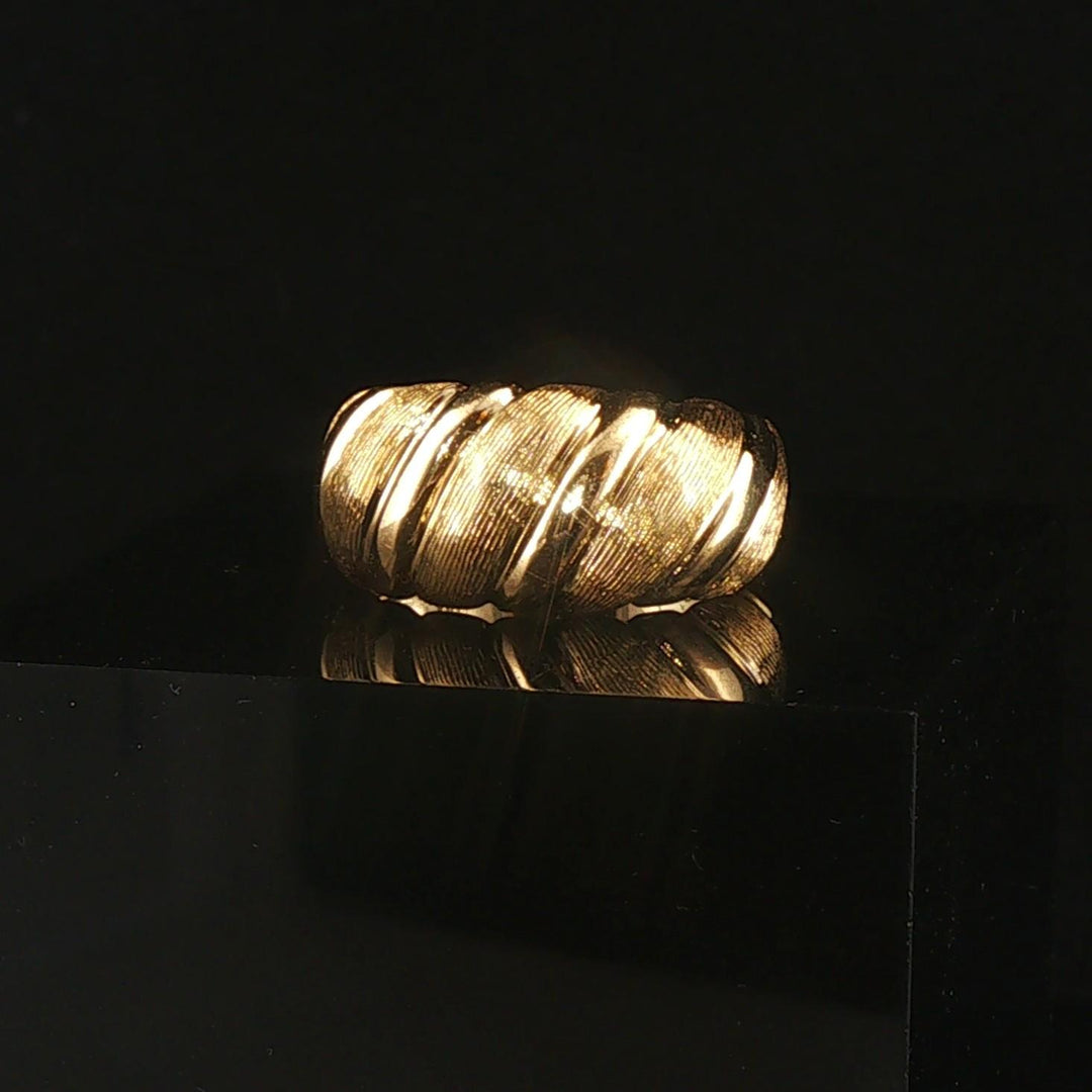 18k Yellow Gold 5.8g Solid Graduated Croissant Ring Italy Size 6
