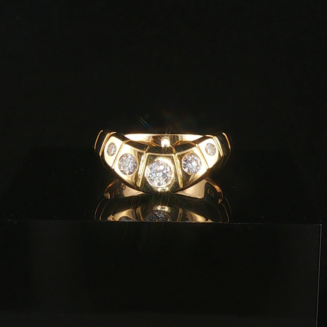 18k Yellow Gold and 0.35cttw Pave Set Diamond Curved Band Ring Size 5