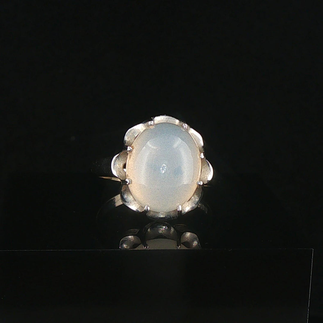 14k White Gold and 4.34ct Oval Cabochon Moonstone Vintage Ring Size 6.5