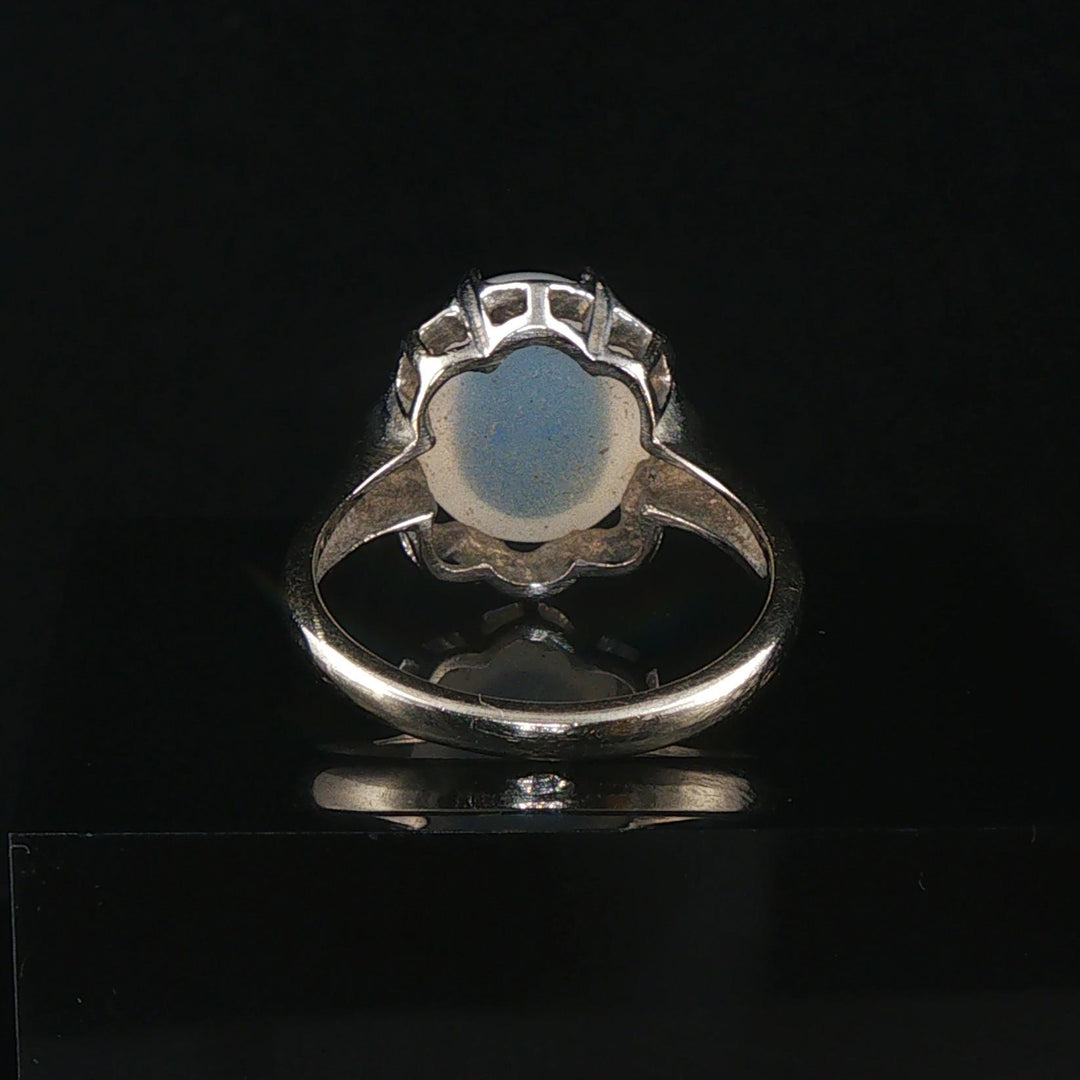 14k White Gold and 4.34ct Oval Cabochon Moonstone Vintage Ring Size 6.5