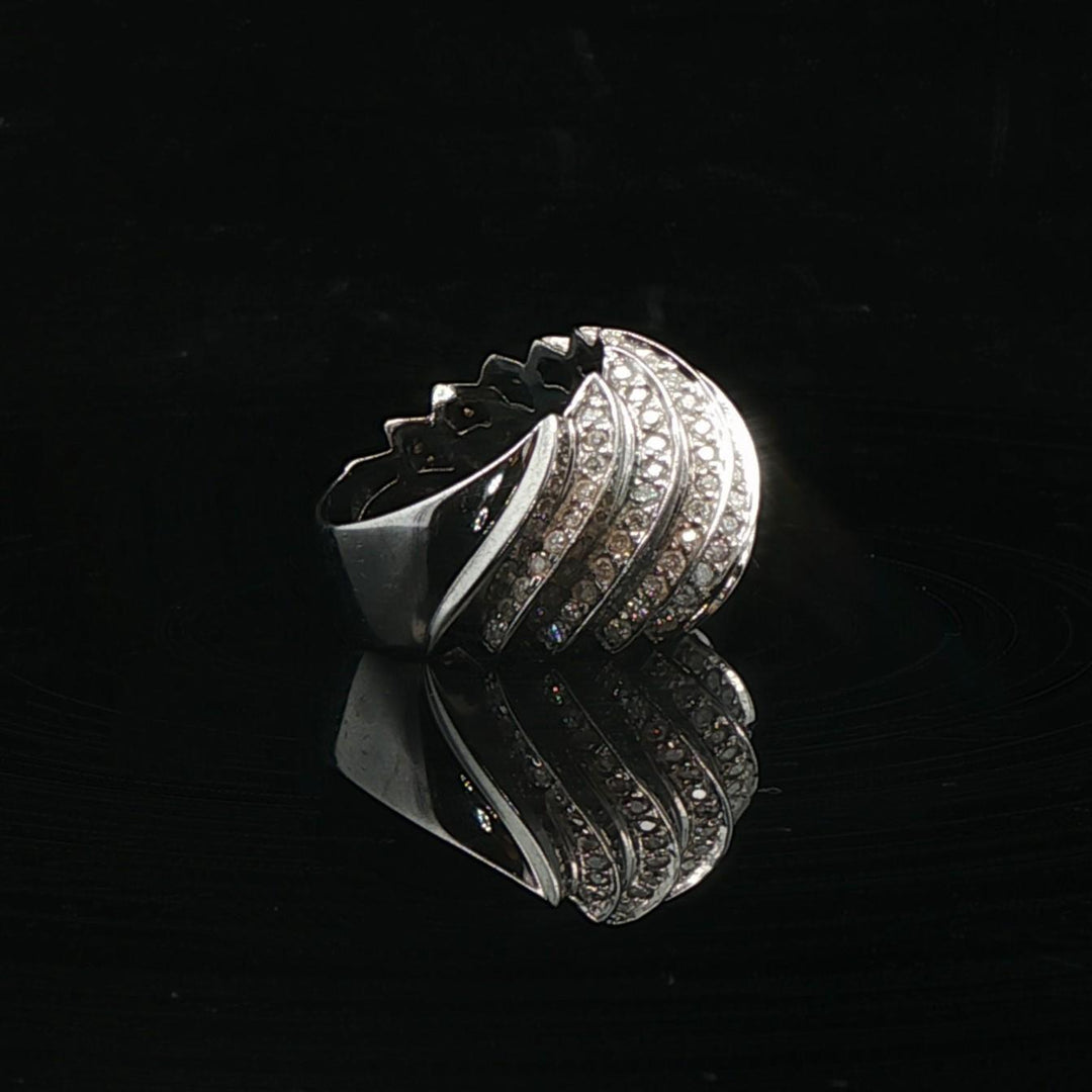 14k White Gold and 1cttw Diamond 13.3g Heavy Fancy Ring Size 7