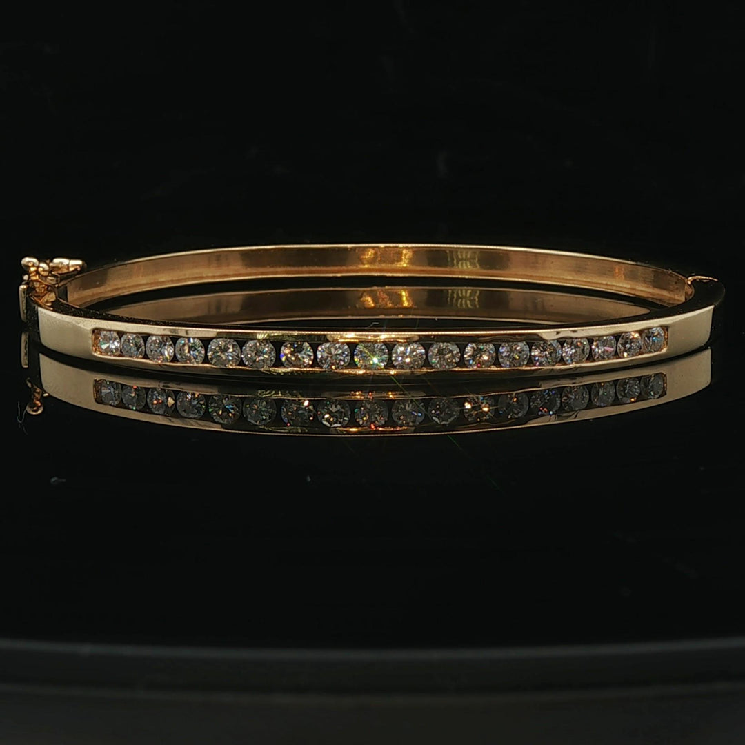 18k Yellow Gold and 1.10cttw Diamond Solid Bangle Bracelet 6.5"