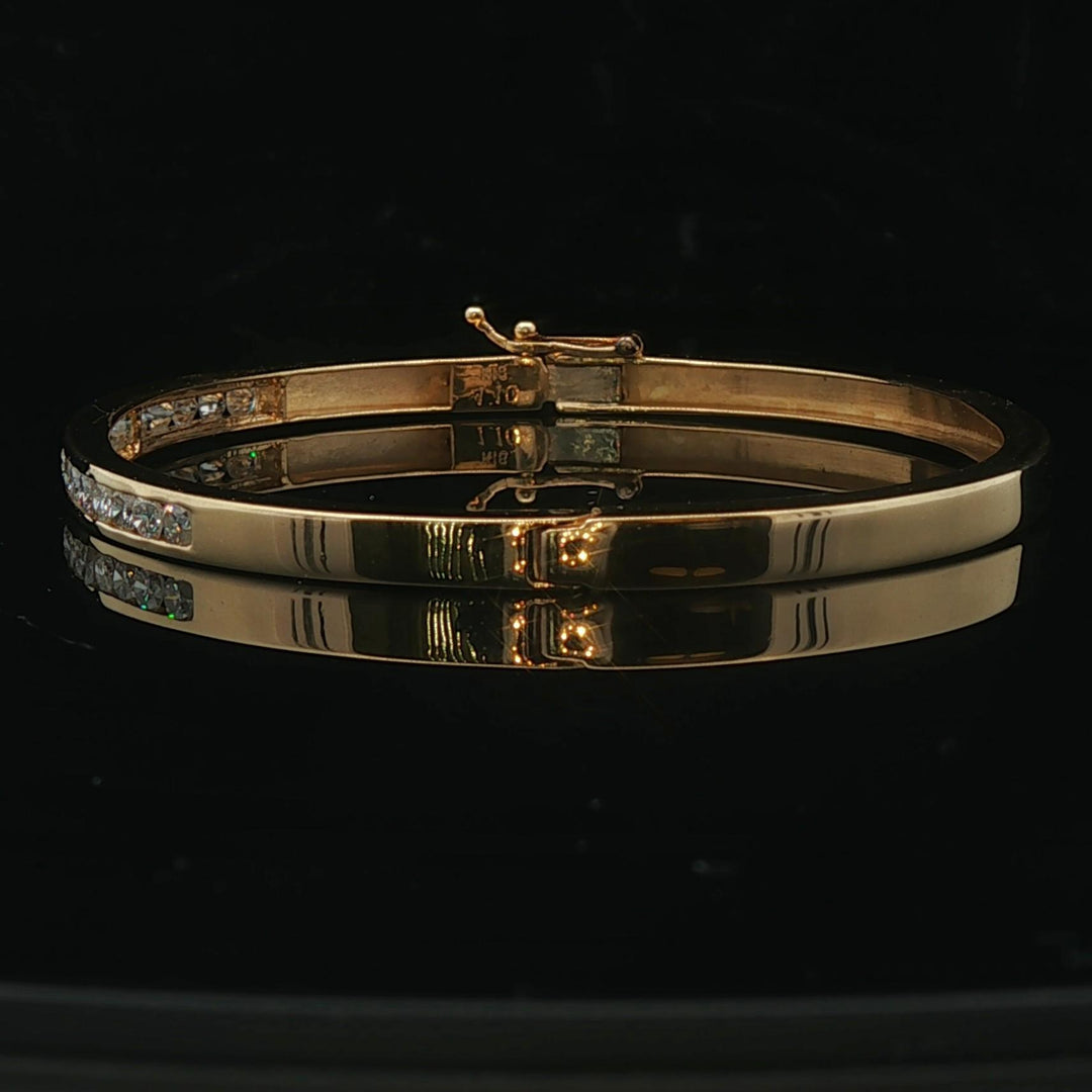 18k Yellow Gold and 1.10cttw Diamond Solid Bangle Bracelet 6.5"