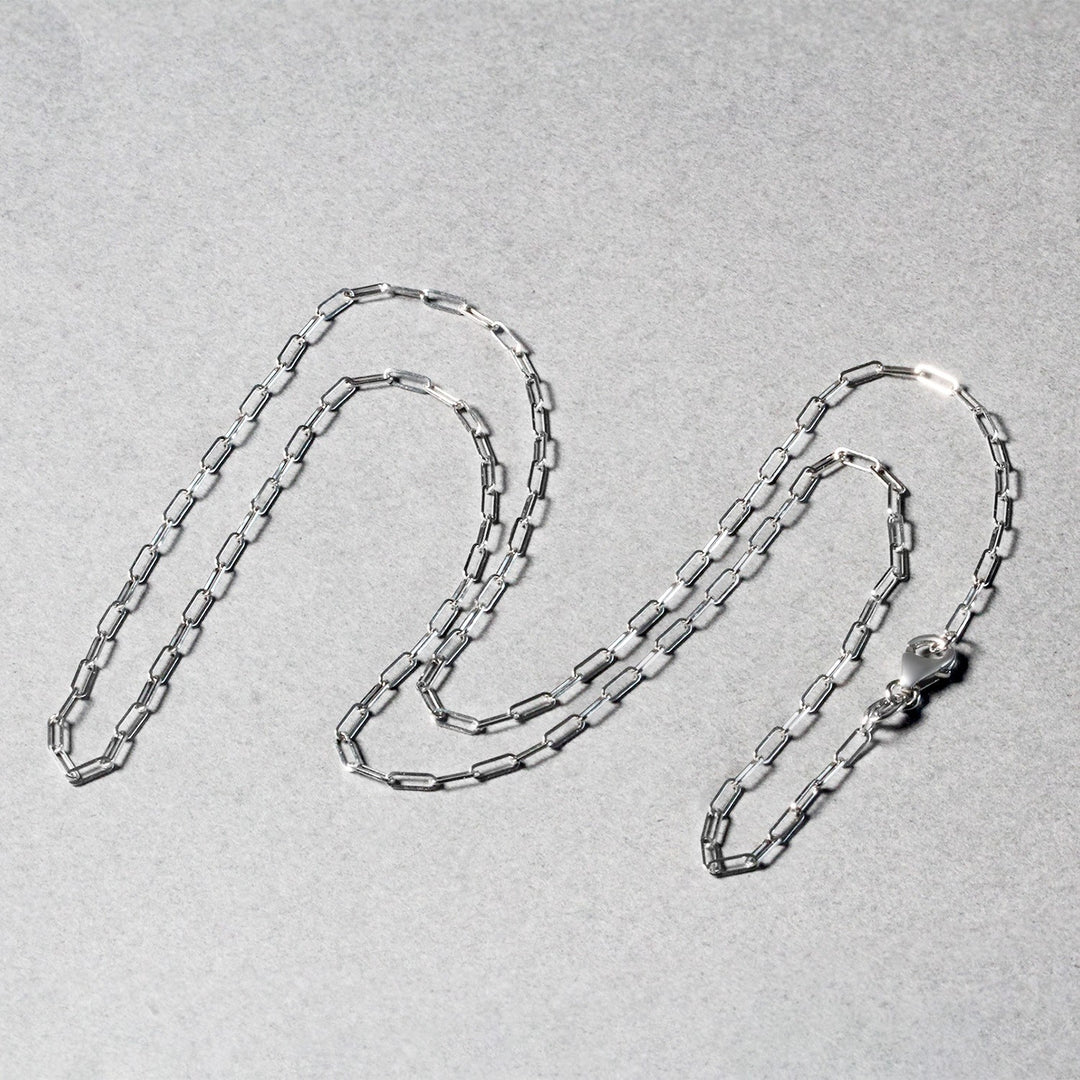 Brand New 18K White Gold Fine Paperclip Chain (1.50 mm)