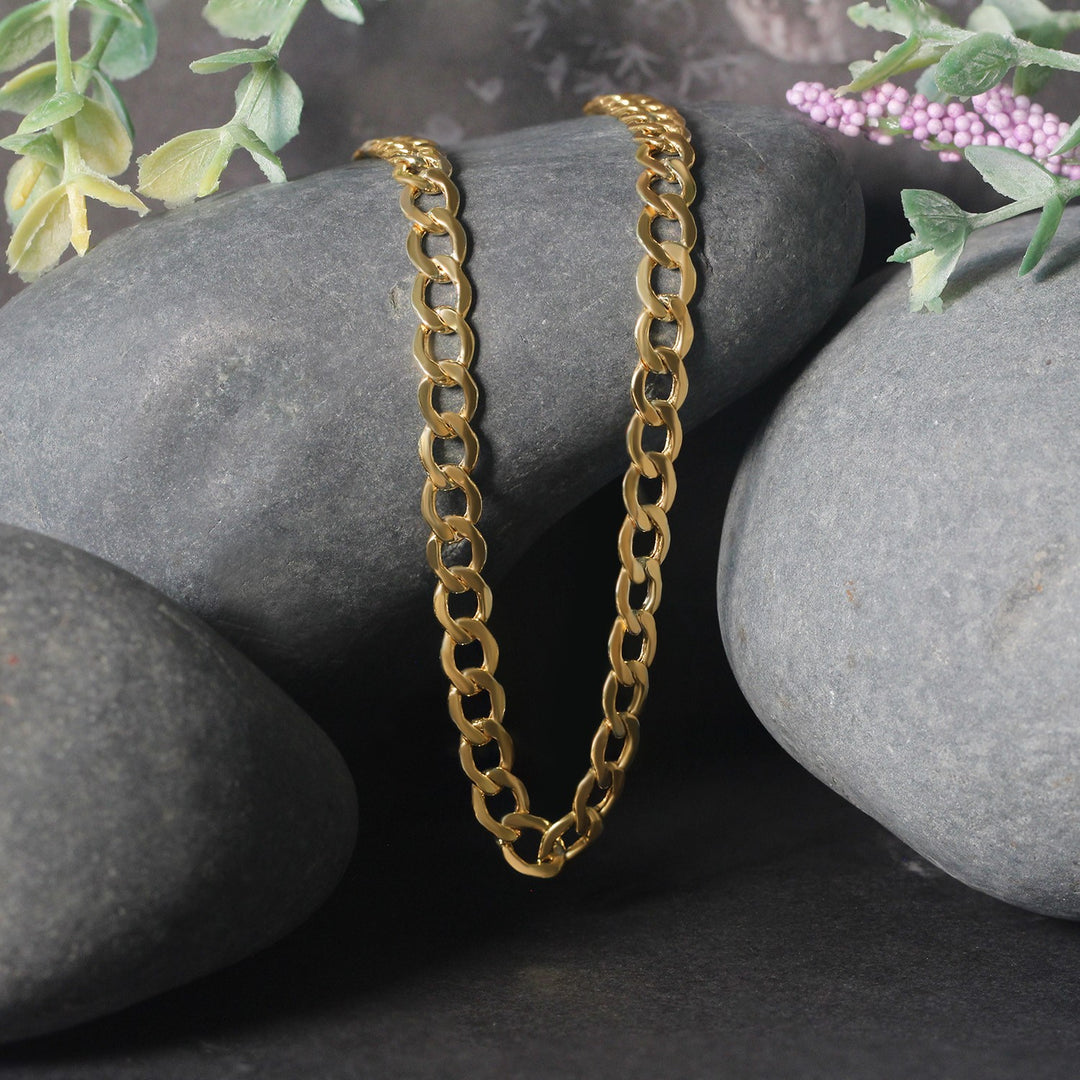 Brand New 10k Yellow Gold Curb Chain (5.30 mm)