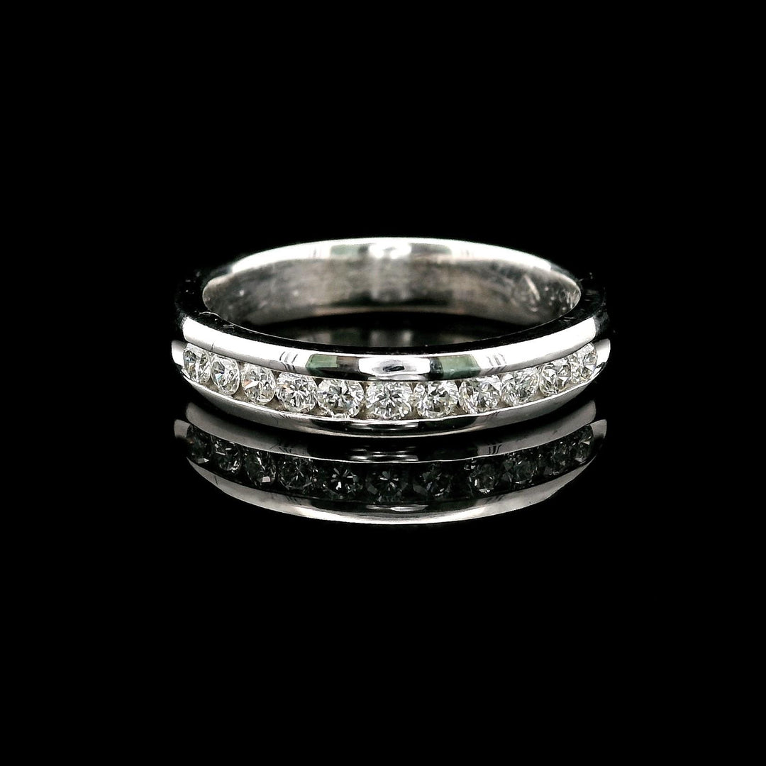 18k White Gold and 0.50cttw Channel Set Diamond Band Ring Size 5
