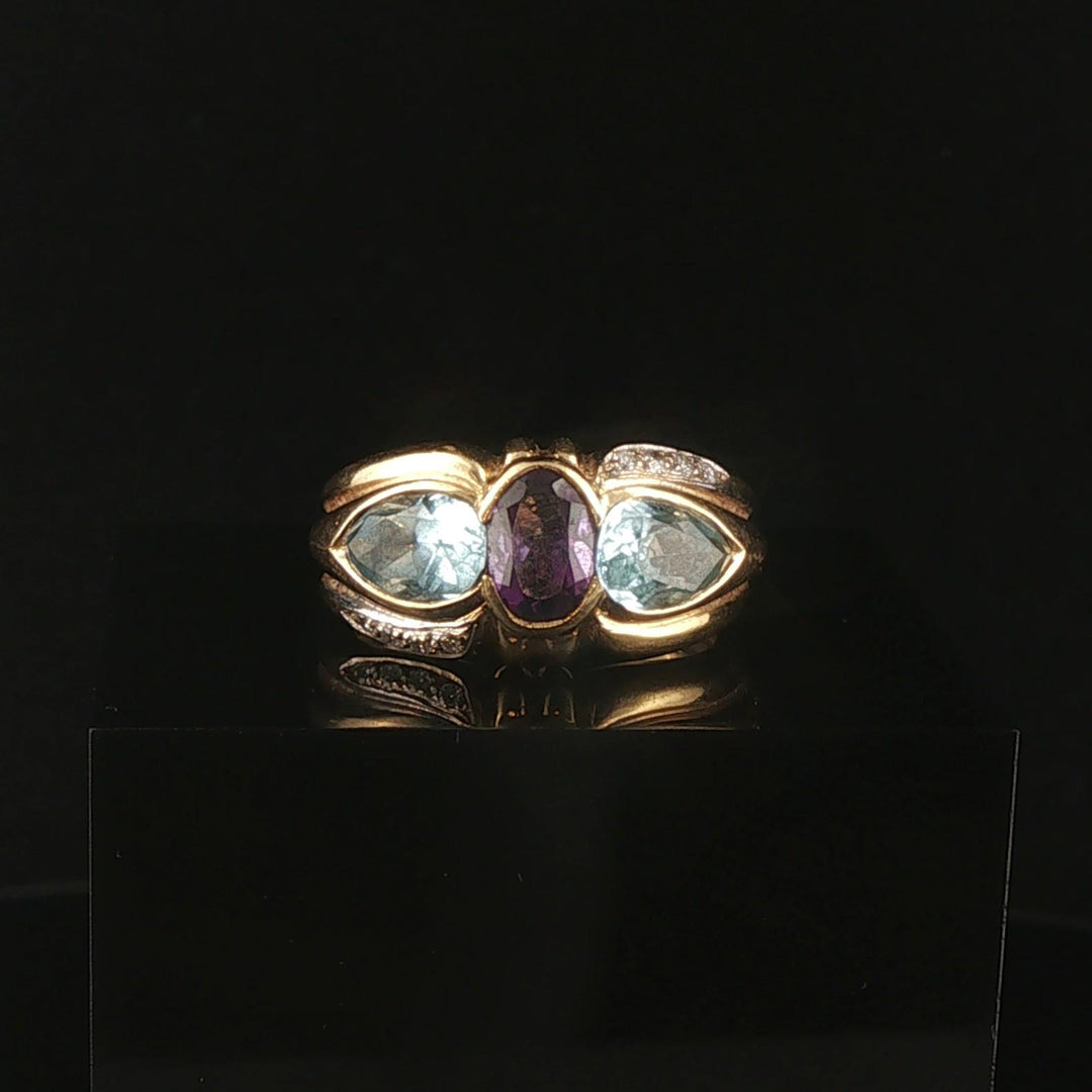 18k Yellow Gold Amethyst Topaz and Diamond Vintage Ring Size 7