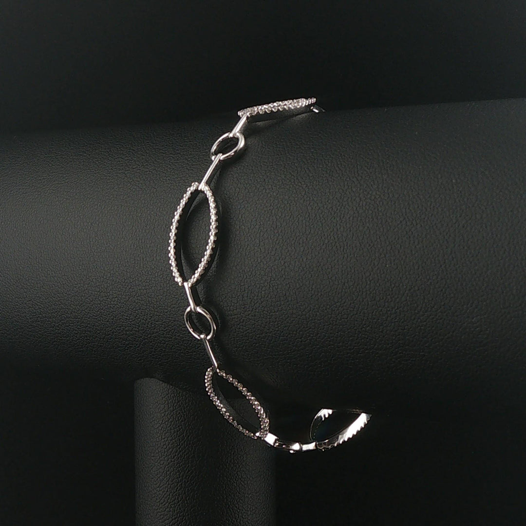 18k White Gold and 1cttw Diamond Oval Link Bracelet 7"