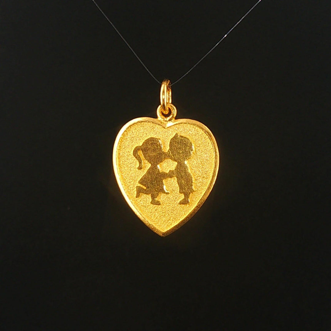 24k Pure Yellow Gold 8.8g Solid Boy and Girl Kissing Heart Charm Pendant