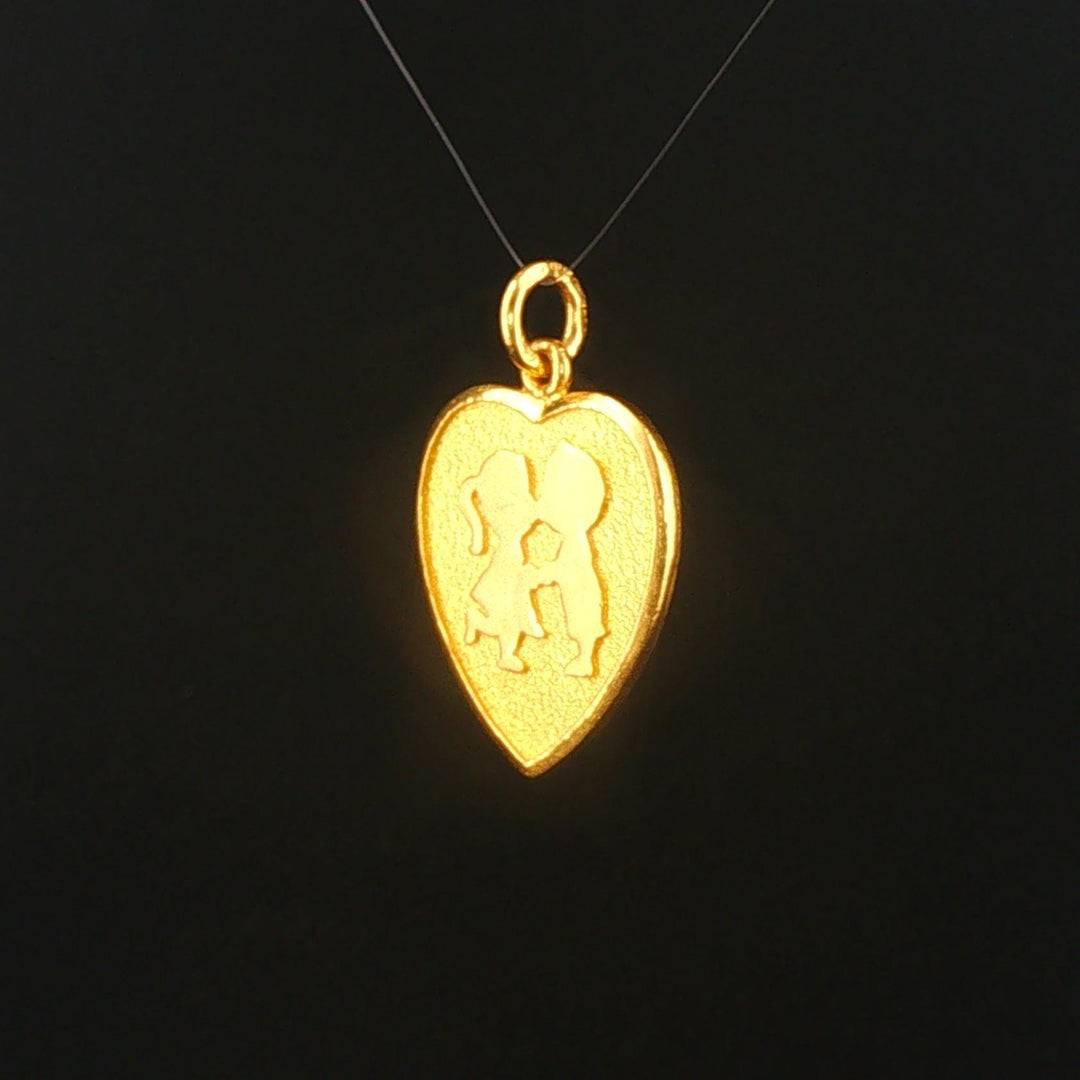 24k Pure Yellow Gold 8.8g Solid Boy and Girl Kissing Heart Charm Pendant