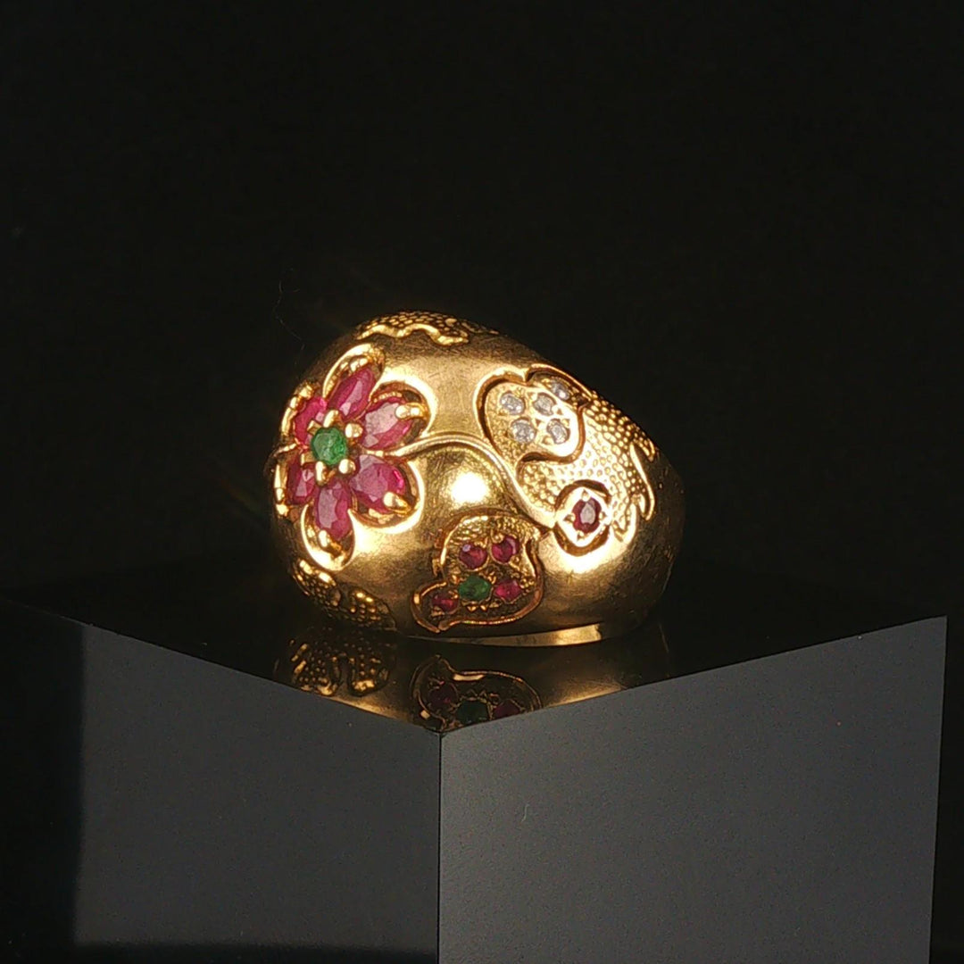 18k Yellow Gold 10.8g Vintage Ruby Emerald and Diamond Bombe Ring Size 7.75